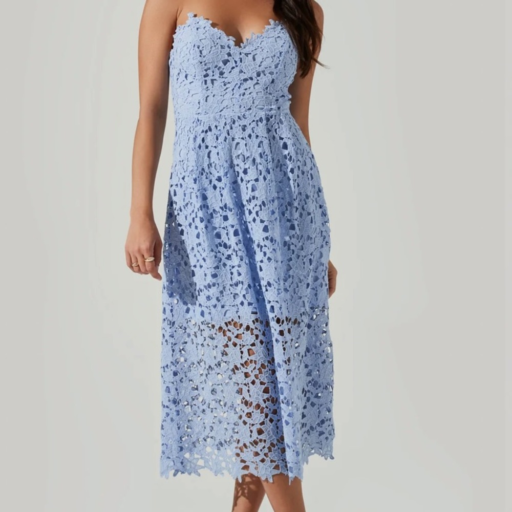 ASTR the Label periwinkle midi dress